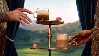 H Nespresso μάς καλεί σε ένα ταξίδι αισθήσεων με αρώματα & γεύσεις που απογειώνουν τις γιορτές