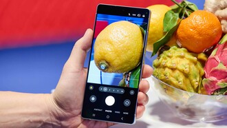 Η σειρά Samsung Galaxy S25 θέτει στο επίκεντρο την τεχνητή νοημοσύνη σε smartphones, με έναν πραγματικό AI βοηθό