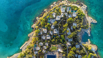 Bluegr Hotels & Resorts: Καλλιεργώντας αυθεντικές σχέσεις στο εργασιακό περιβάλλον, υπηρετεί την ελληνική φιλοξενία