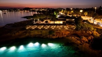 Labros Restaurant: Ζήστε μια ξεχωριστή γαστρονομική εμπειρία με θέα τη θάλασσα