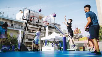 Το Giant Heart Roadshow της Novibet φέρνει ελπίδα και χαρά στις γειτονιές της πόλης