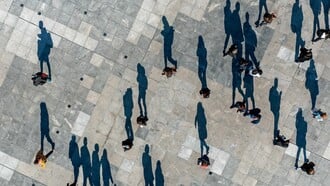 Τοπόσημα Διασύνδεσης: Έκθεση Φωτογραφίας από τη LAMDA Development στο Πρώην Δημόσιο Καπνεργοστάσιο