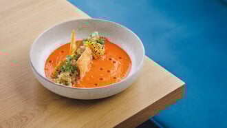 Καλέω Greek Gastronomy: Η ελληνική κουζίνα σε μια μοντέρνα εκδοχή με θέα τη μαρίνα Λαυρίου