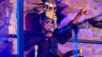 Ευτυχώς που υπάρχει και η Grace Jones