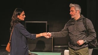 Ο Άνθρωπος του Θεού στο Θέατρο 104