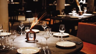 Chalet Politeia: Γευστικές βόλτες και συναντήσεις σε έναν εμβληματικό χώρο