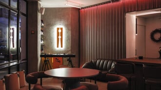 Obscura Athens: Το μπαρ των Πετραλώνων δεν ξεχωρίζει τους ανθρώπους