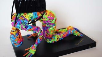 «Οι άνθρωποί μου»- Η τέχνη της επανάχρησης: Μια εικαστική έκθεση με οικολογικό αποτύπωμα