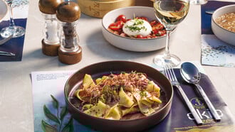 Okio Zea: Νέα all-day αύρα στη Μαρίνα Ζέας