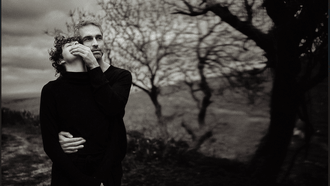 «Βιώνοντας το Κενό»: Στην αναζήτηση μιας νέας ανθρώπινης οσμής μέσα στα χαλάσματα