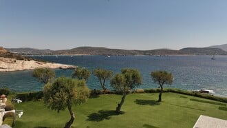 Η FOR303 παρουσιάζει το αθηναϊκό ντεμπούτο της MAGNIFIK