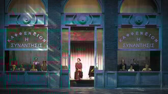 Astoria: H ξενιτιά γίνεται τραγούδι στη σκηνή του Παλλάς