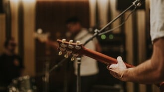 SPACESHIP Trio: Jazz αυτοσχεδιασμός, rock ενέργεια και world επιρροές σε ένα live που σε ταξιδεύει