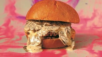 Κουτσή Κατσίκα: Ποιοτικό, οικονομικό street food που κατακτά την Αθήνα