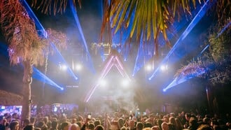 Bolivar Beacch Club - Το πιο ξεχωριστό open-air dancefloor της Αθήνας γράφει ξανά ιστορία!