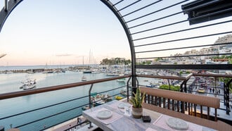 Horizon Rooftop Of Senses: Το rooftop του Μικρολίμανου με θέα την αθηναϊκή Ριβιέρα