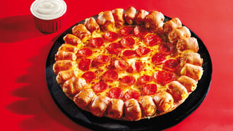 Pizza Hut: Μόλις ήρθε η νέα Cheesy Bites Pizza για να την απολαμβάνεις μπουκιά - μπουκιά με Pop it. Dip it!