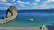 «Μπορεί να μην είναι ρόδινα τα πράγματα στην επαρχία, αλλά και πού είναι;»