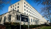 Μαζική «εκκαθάριση» στο Στέιτ Ντιπάρτμεντ: 1.300 απολύσεις στο όνομα της γραμμής Τραμπ