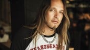 Fotis Benardo: «Εξάγουμε πολιτισμό, αλλά στην Ελλάδα δεν μας το αναγνωρίζουν»