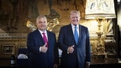 Τρομακτικές ομοιότητες: Πώς η Ουγγαρία του Όρμπαν έγινε το μοντέλο για την Αμερική του Τραμπ