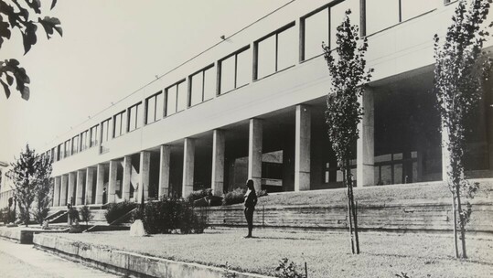 Από το κτίριο στην κοινότητα: Ο Ιωάννης Δεσποτόπουλος και το Μπάουχάους