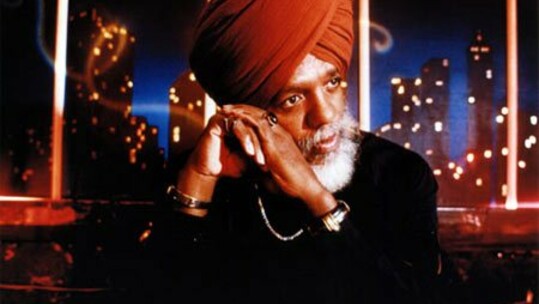 DR. LONNIE SMITH TRIO