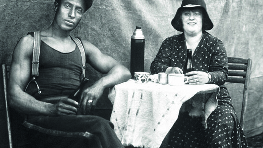 Εν απουσία θέματος, Φωτογραφίες του Michael Somoroff & του August Sander
