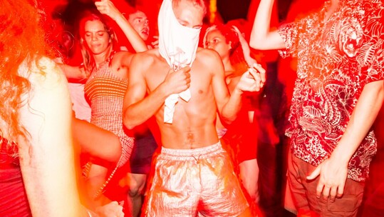 Club Opening Weekend at six dogs