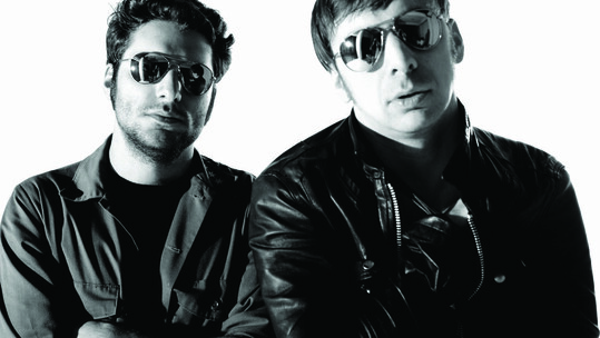 Π12: Silent Servant