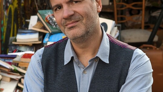 Πες μου τ'όνομά σου