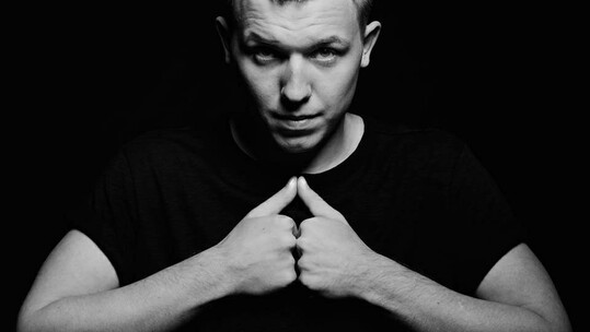 Deep Phase: Maksim Dark, Mikee, Tech1ne, St.M.