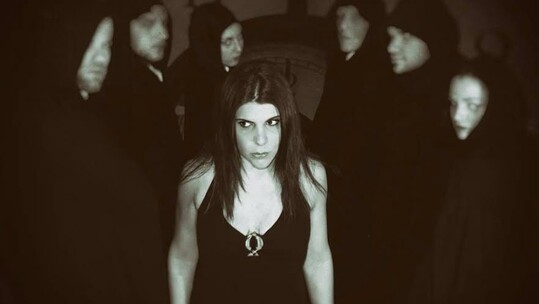 Θέλει θάρρος η αλήθεια – The Flashback