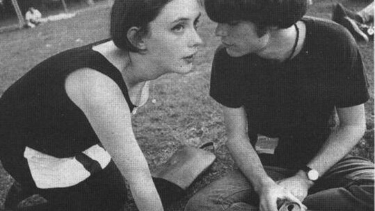 Κατέβασε το mix των Slowdive για το Fact