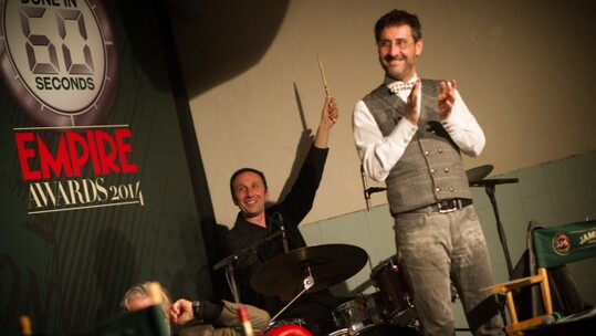 Φτιάξε την αγαπημένη σου ταινία σε 60 δευτερόλεπτα!