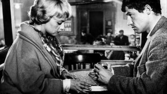"Moderato Cantabile": Το αριστούργημα της Μαργκερίτ Ντιράς κυκλοφορεί ξανά