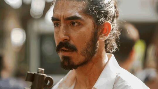 Επίθεση στη Βομβάη: Μια συνταρακτική ταινία βασισμένη σε αληθινά γεγονότα