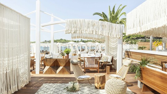 Astir Beach | Επιστροφή στον απόλυτο seaside προορισμό της Αθηναϊκής Ριβιέρας!