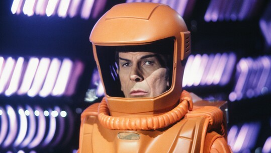 Eξωγήινοι, cyborgs και υπερήρωες στη Στέγη