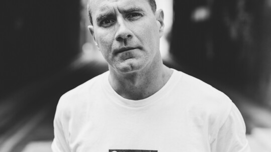 Ο ηγέτης των Unkle, James Lavelle έρχεται στην Αθήνα