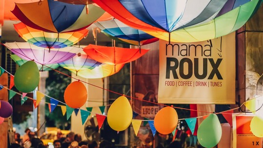 Τα festive brunches επιστρέφουν στο Mama Roux