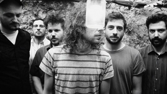 Kooba Tercu: To ολοκαίνουργιο Kharrüb είναι μια μοναδική μουσική εμπειρία - Τα live τους είναι ακόμη καλύτερα