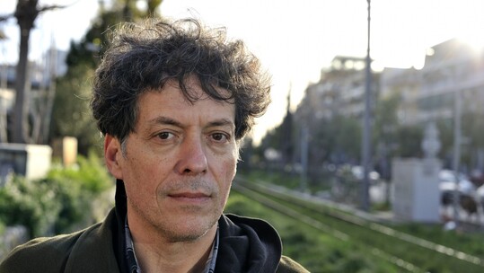 «King Time»: Ακούστε το νέο τραγούδι του The Man From Managra