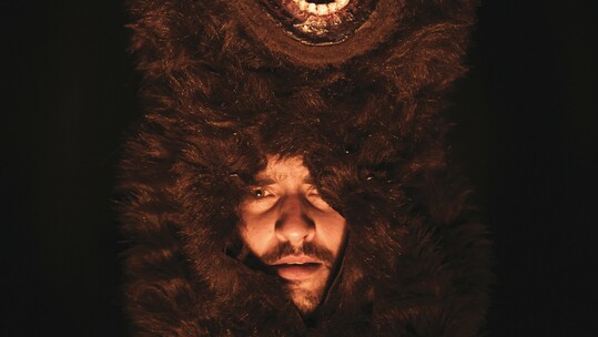 «Πόλεμος και Ειρήνη», «Οι Μίμοι», «Ρίττερ, Ντένε, Φος»: 3 παραστάσεις που αξίζει να δεις