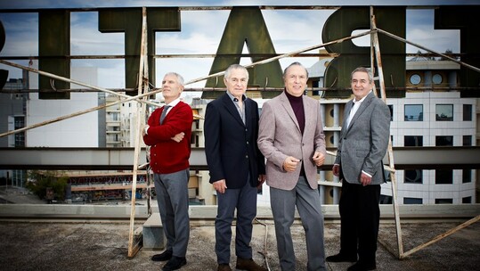 Οι The Charms χορεύουν ακόμα