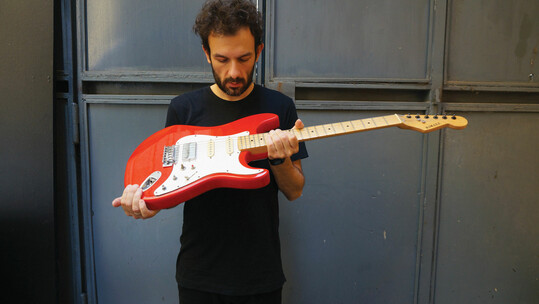 "My friend Larry Gus" στο Κάρλοβι Βάρι