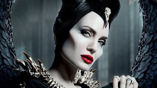 Νέες εικόνες από το «Maleficent: Η Δύναμη του Σκότους» με την Αντζελίνα Τζολί