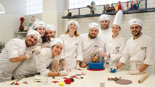 Εκπαιδευτικός Όμιλος Le Monde: εξειδίκευση στον τουρισμό και τη γαστρονομία