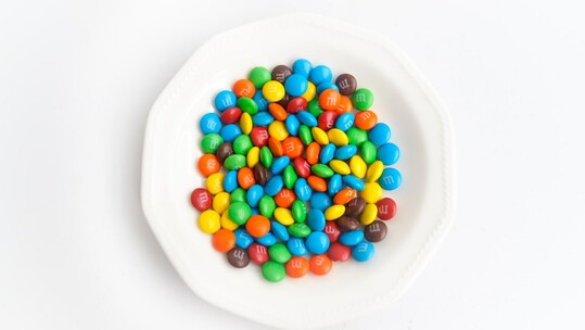 M&M's® Σοκολάτες Γάλακτος: Το πιο στρατηγικό λανσάρισμα της Mars είναι επιτέλους εδώ!