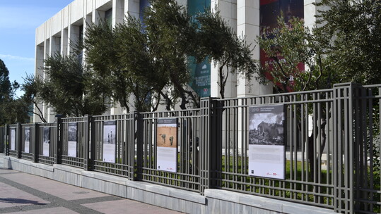 «Μαρτυρίες – Βλέμματα» | Έκθεση φωτογραφίας των Γιατρών Χωρίς Σύνορα στο Μέγαρο Μουσικής Αθηνών